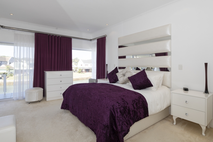 6 Bedroom Property for Sale in Royal Alfred Marina Eastern Cape